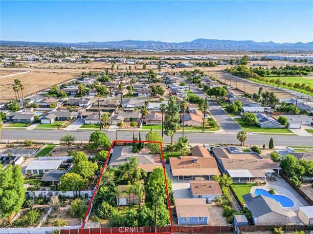 27150 Cypress, Highland, CA 92346