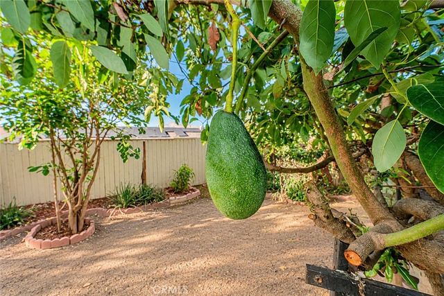27150 Cypress, Highland, CA 92346