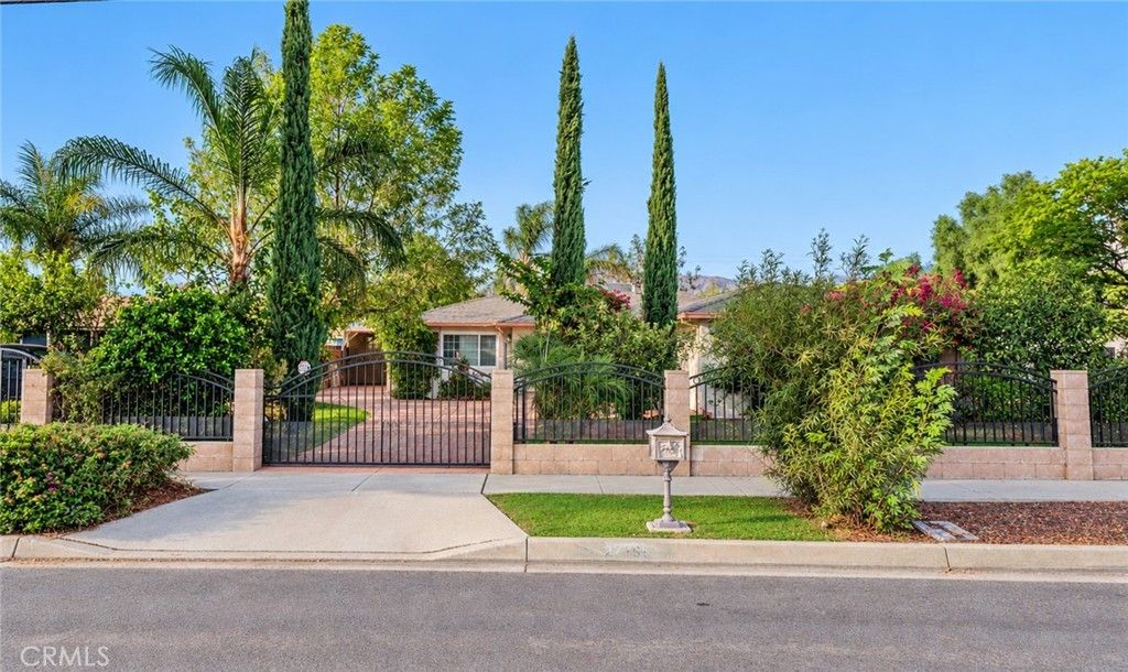 27150 Cypress, Highland, CA 92346