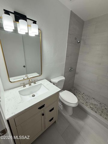 1518 E Hedrick Dr Apt B, Tucson, AZ 85719