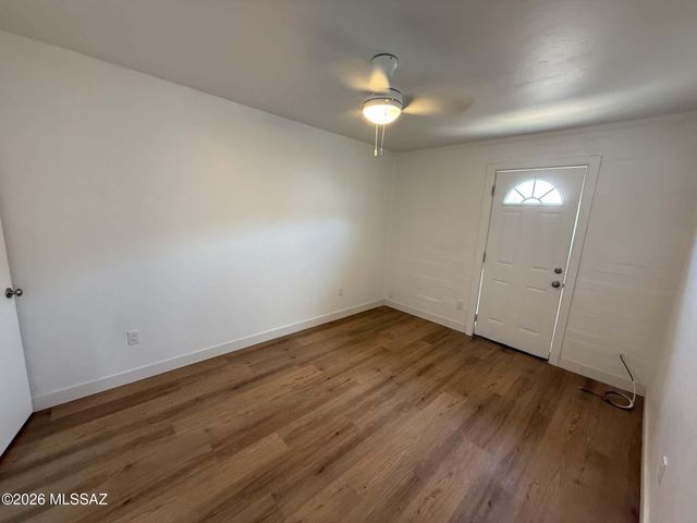 1518 E Hedrick Dr Apt B, Tucson, AZ 85719