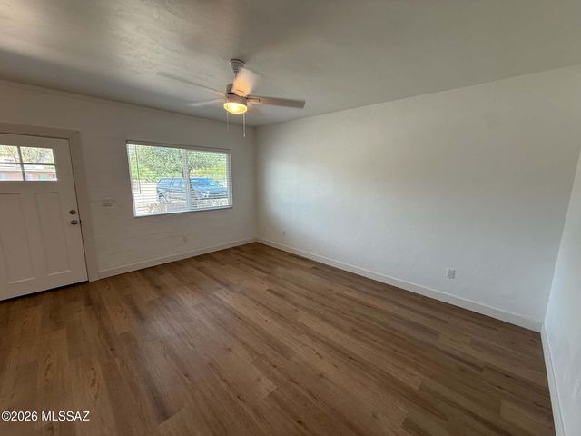 1518 E Hedrick Dr Apt B, Tucson, AZ 85719