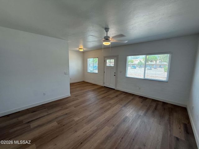 1518 E Hedrick Dr Apt B, Tucson, AZ 85719