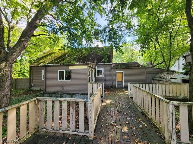 801 Kenilworth Avenue NE, Warren, OH 44483