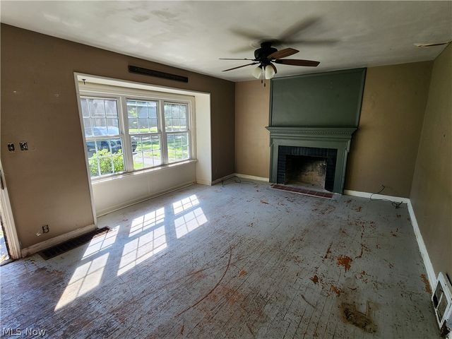 801 Kenilworth Avenue NE, Warren, OH 44483