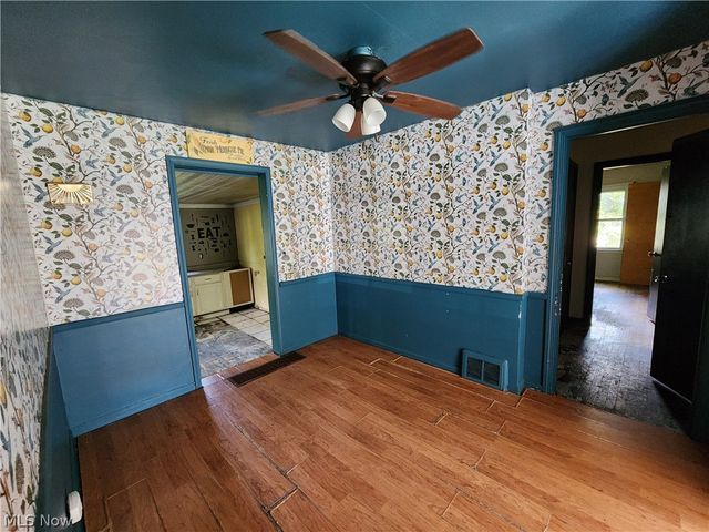 801 Kenilworth Avenue NE, Warren, OH 44483