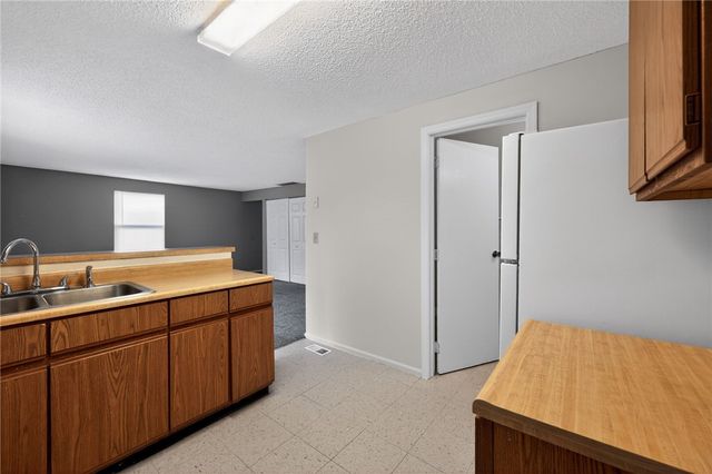 2278 Cross Village Drive, Miami Twp, OH 45342