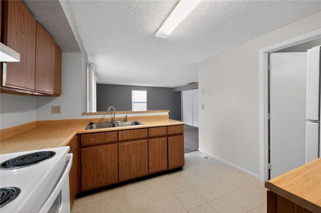 2278 Cross Village Drive, Miami Twp, OH 45342