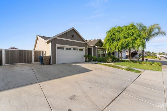 5913 Glen Rose Avenue, Bakersfield, CA 93313