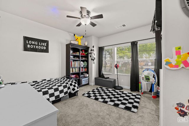 5913 Glen Rose Avenue, Bakersfield, CA 93313