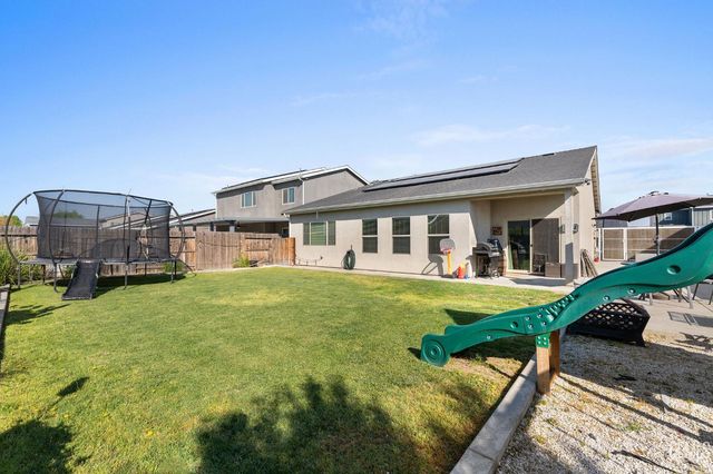 5913 Glen Rose Avenue, Bakersfield, CA 93313