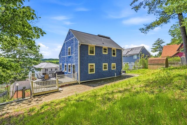 50 Lakeshore Dr, Marlborough, MA 01752