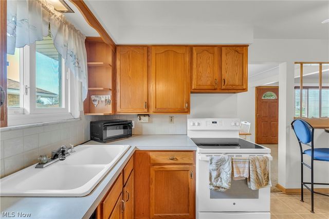 3023 Norris Avenue, Parma, OH 44134