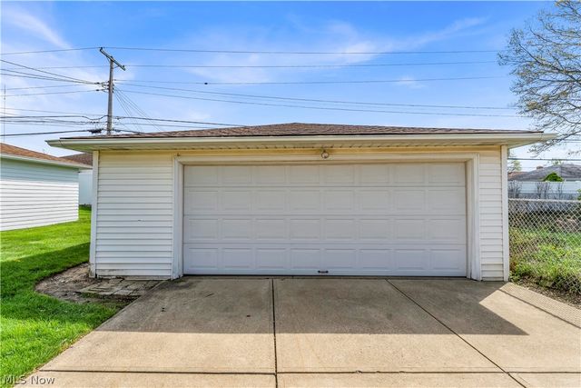 3023 Norris Avenue, Parma, OH 44134