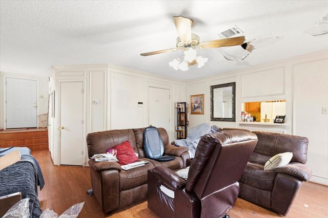 4151 Cedar Drive, Grapevine, TX 76051