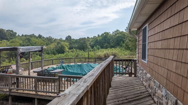 1676 Moonlight Road, Mammoth Spring, AR 72554