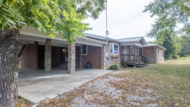 1676 Moonlight Road, Mammoth Spring, AR 72554