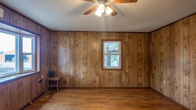 1676 Moonlight Road, Mammoth Spring, AR 72554
