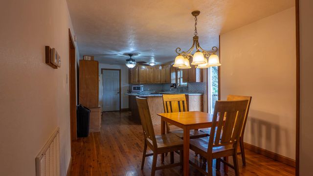 1676 Moonlight Road, Mammoth Spring, AR 72554