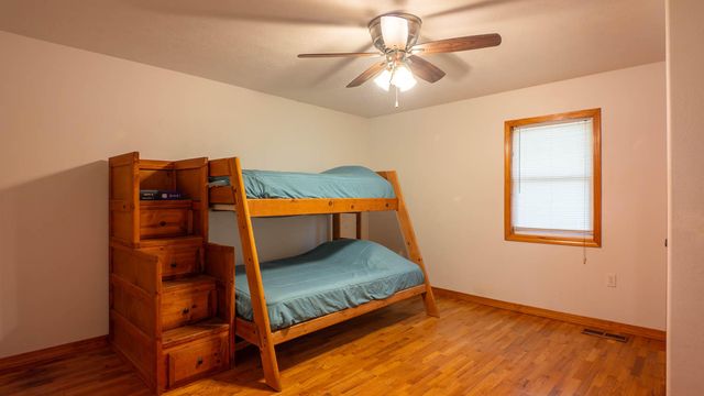 1676 Moonlight Road, Mammoth Spring, AR 72554