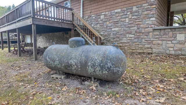 1676 Moonlight Road, Mammoth Spring, AR 72554