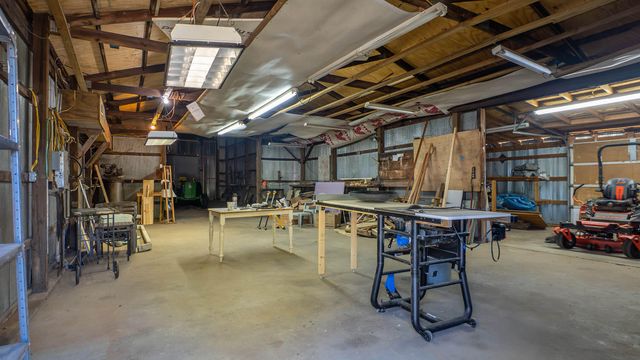 1676 Moonlight Road, Mammoth Spring, AR 72554