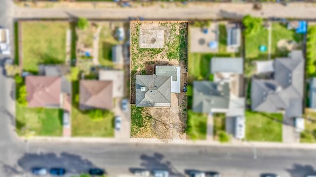 209 Emerson Ave, Modesto, CA 95350