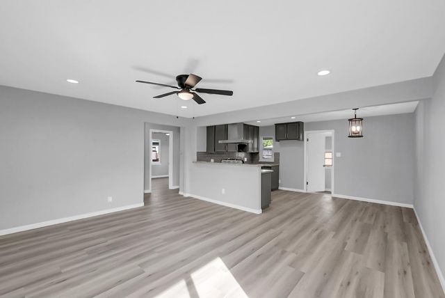 209 Emerson Ave, Modesto, CA 95350