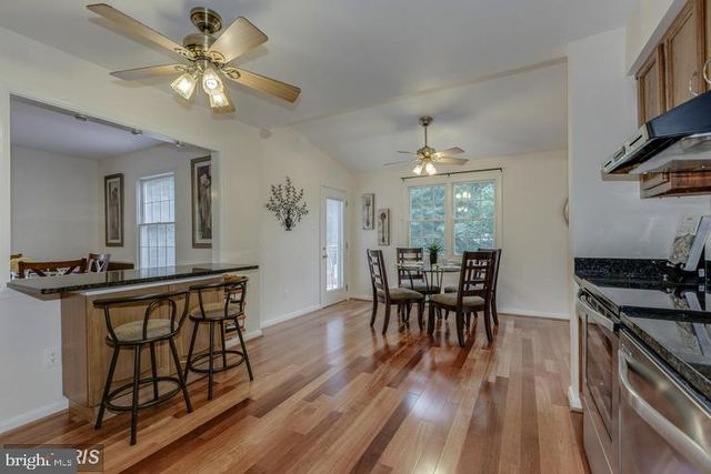 5820 SILCHESTER ST, Burke, VA 22015