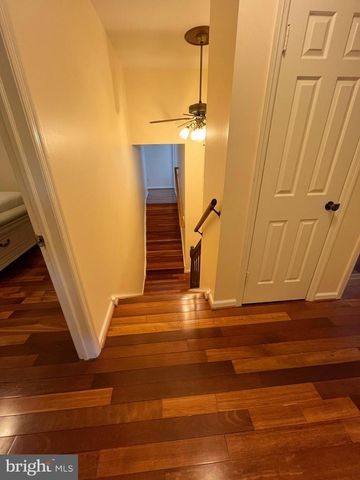 5820 SILCHESTER ST, Burke, VA 22015