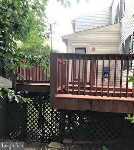 5820 SILCHESTER ST, Burke, VA 22015