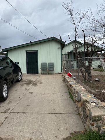 2201 Kenneth, Modesto, CA 95351