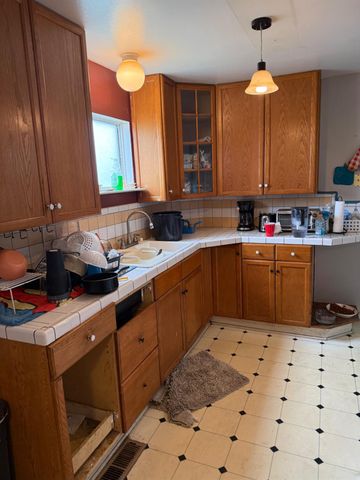 2201 Kenneth, Modesto, CA 95351