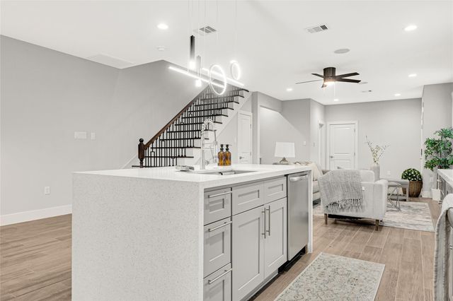 10021 Alfred Lane A, Houston, TX 77041