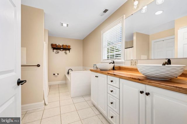 1009 S WASHINGTON ST, Easton, MD 21601