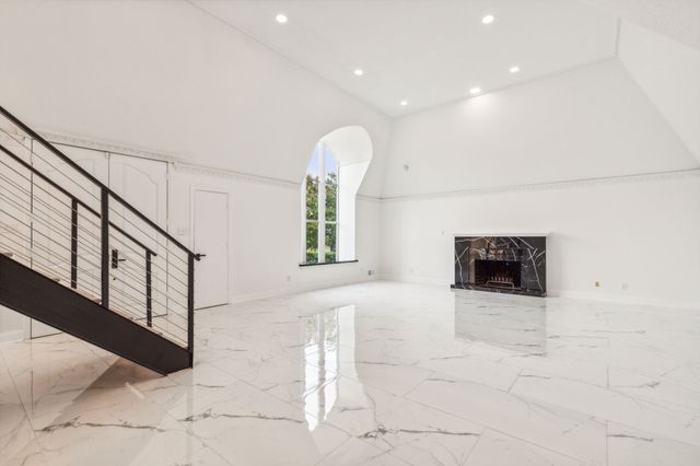 10541 Berry Knoll Drive, Dallas, TX 75230