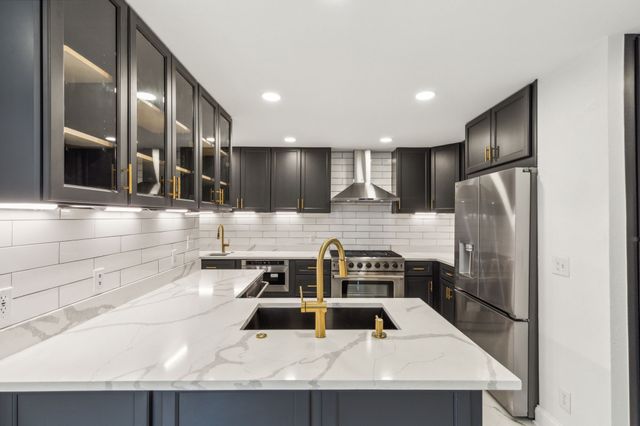 10541 Berry Knoll Drive, Dallas, TX 75230