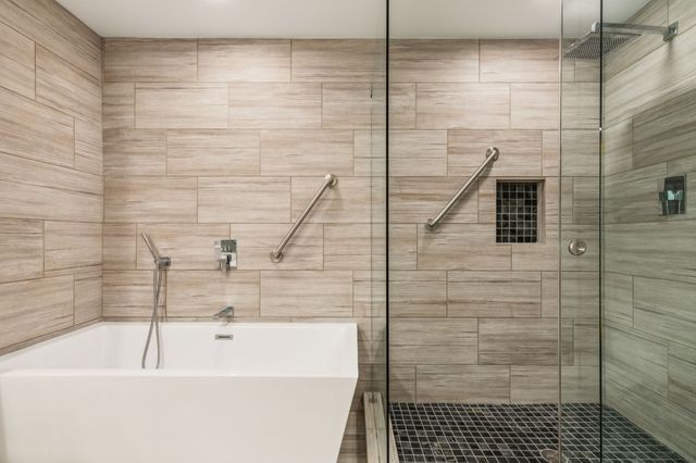 10541 Berry Knoll Drive, Dallas, TX 75230