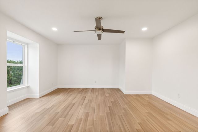 10541 Berry Knoll Drive, Dallas, TX 75230