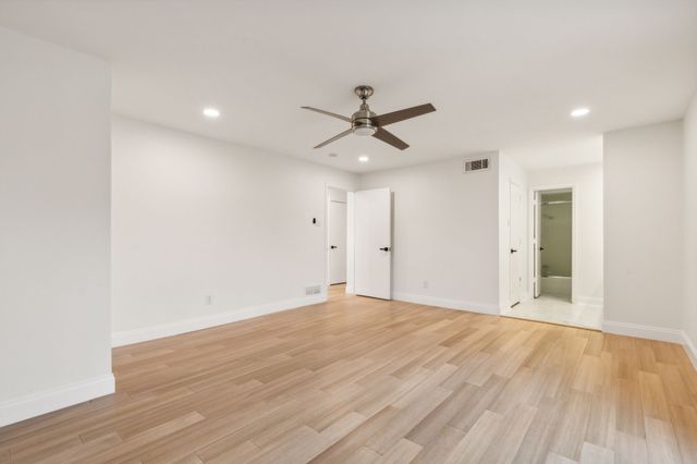 10541 Berry Knoll Drive, Dallas, TX 75230