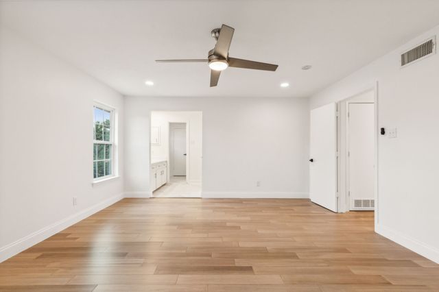 10541 Berry Knoll Drive, Dallas, TX 75230