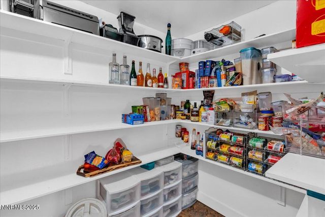 1231 Manhattan Way, Gardnerville, NV 89460