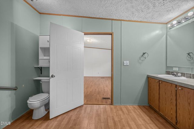 2562 Moss Ledford Road, Franklinton, NC 27525