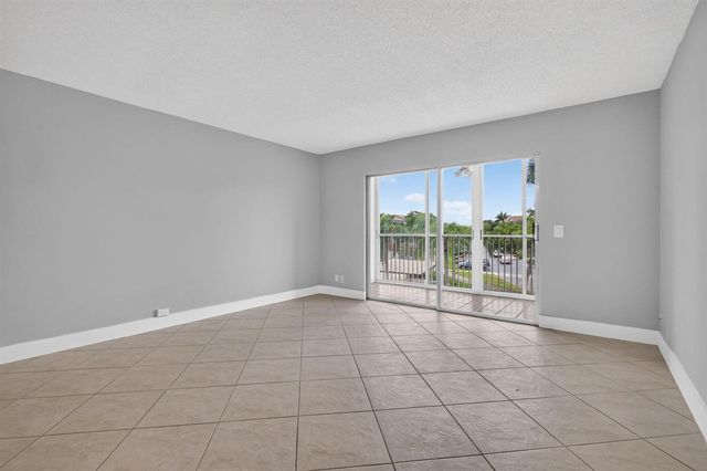 12500 SW 5TH Court 308M, Pembroke Pines, FL 33027