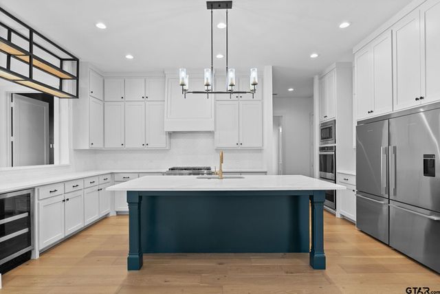 2432 Bellview Circle, Tyler, TX 75709