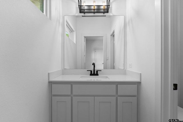 2432 Bellview Circle, Tyler, TX 75709