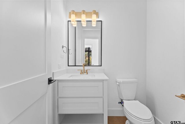 2432 Bellview Circle, Tyler, TX 75709