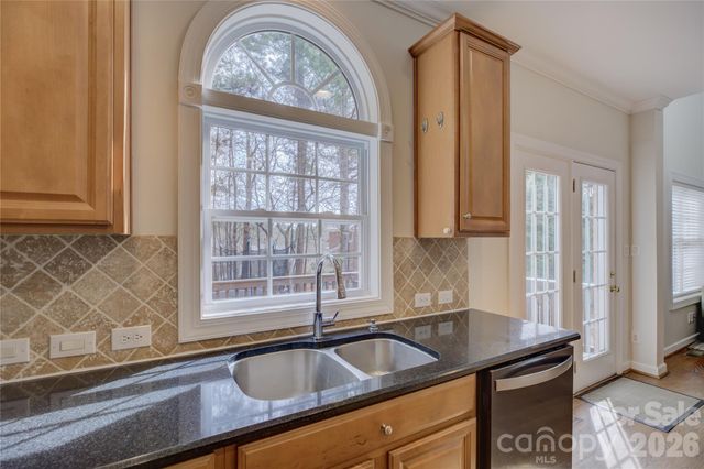 16624 Turtle Point Road, Charlotte, NC 28278