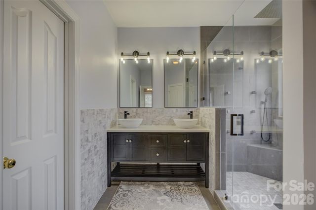 16624 Turtle Point Road, Charlotte, NC 28278