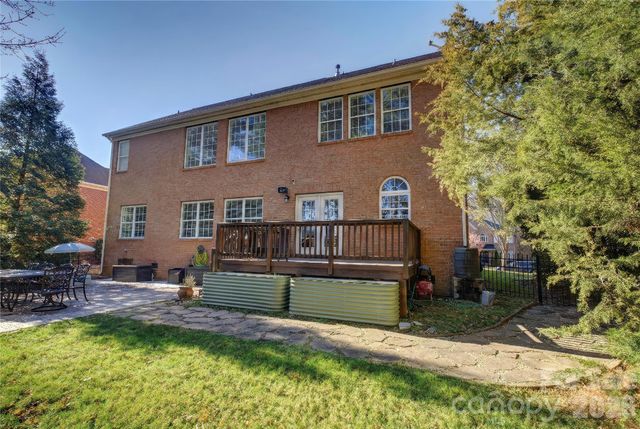 16624 Turtle Point Road, Charlotte, NC 28278